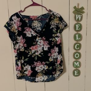 Floral top